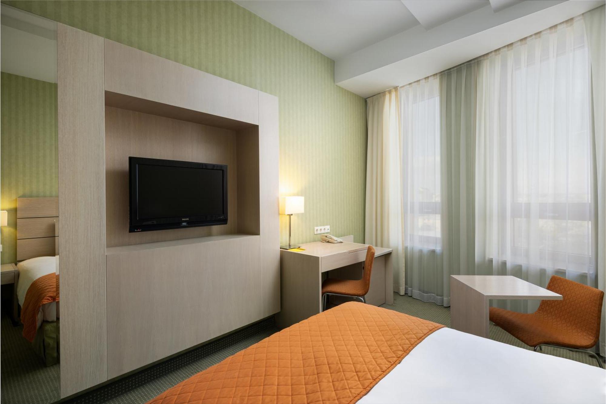 Hotel Golden Tulip Ana Tower سيبيو المظهر الخارجي الصورة